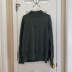 Hardly Worn XXL Eddie Bauer Zip-up Sweater.